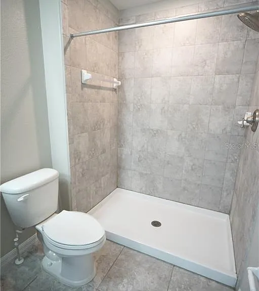 10669 Lake Montauk Dr — Photo 36
