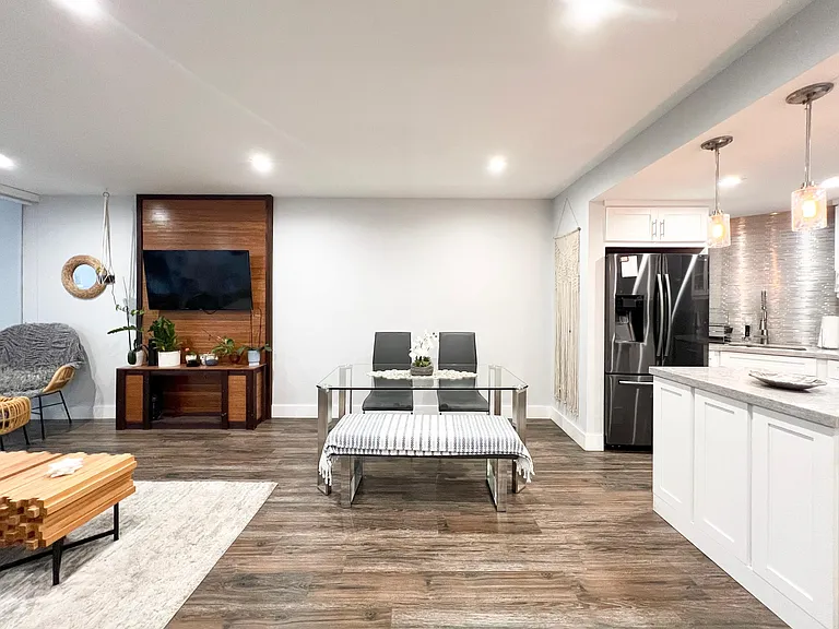 1408 Brickell Bay Dr #212 — Photo 6