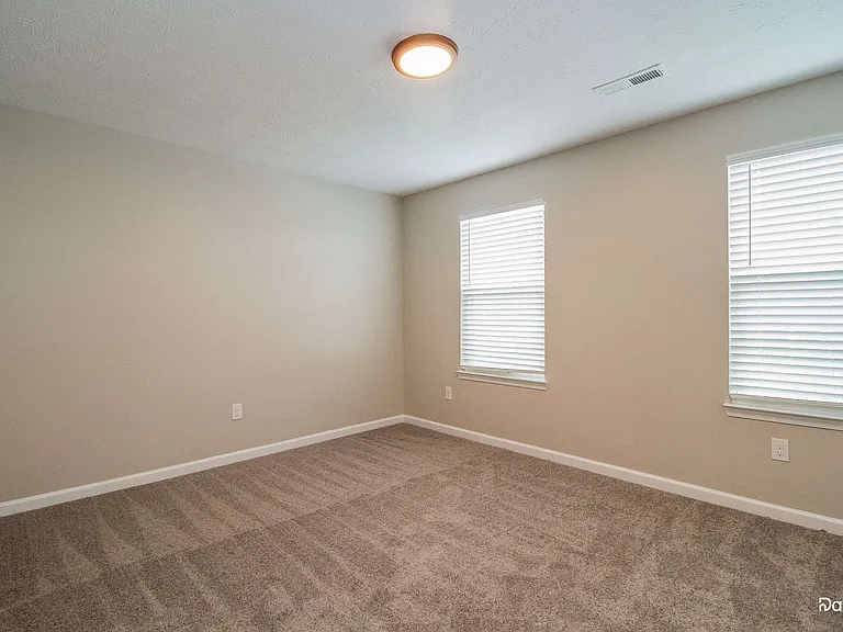 3944 Applegate Ct — Photo 10