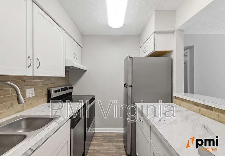 326 Wells Ct — Photo 6