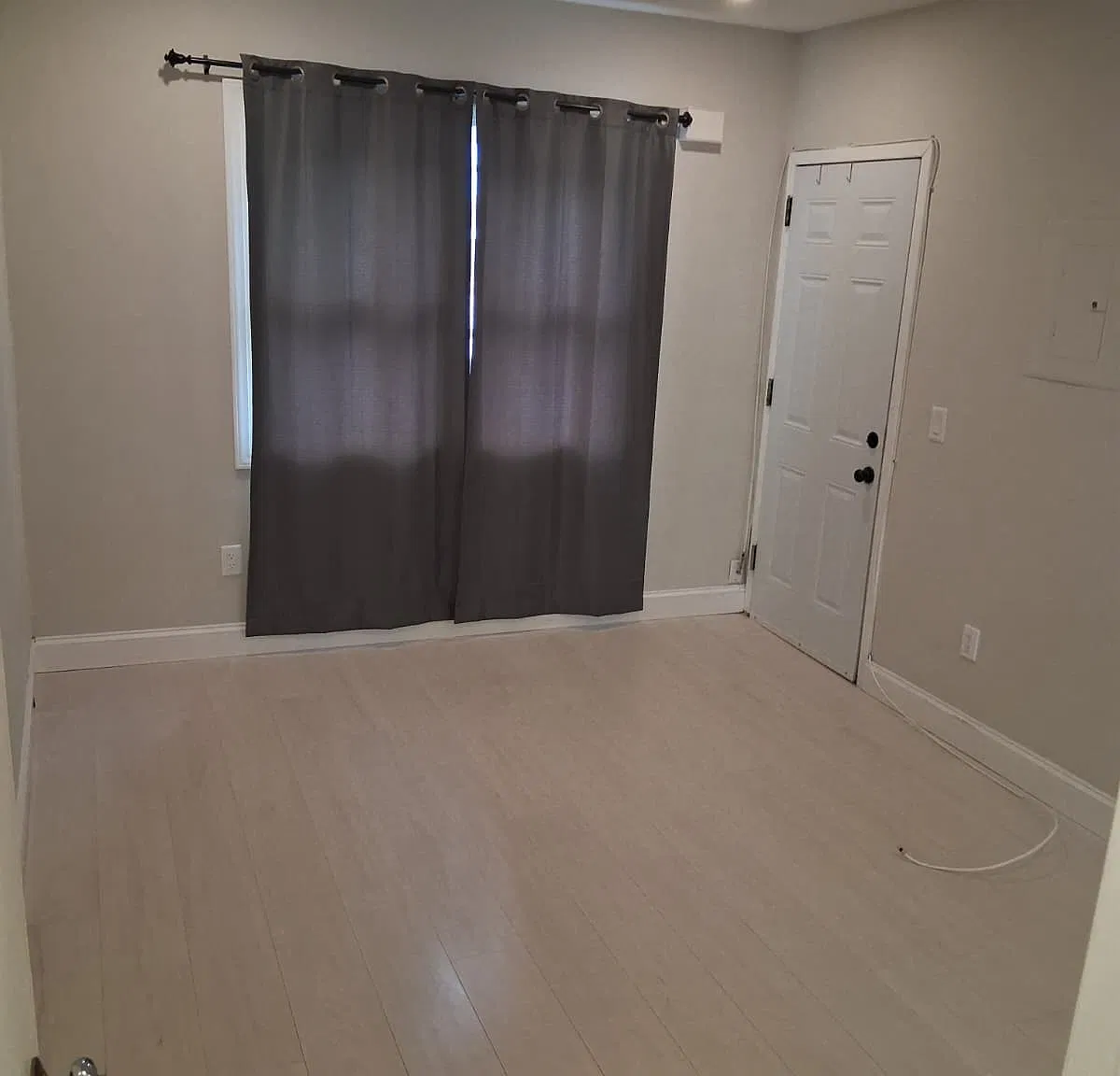 Studio, $1,550 — Photo 3