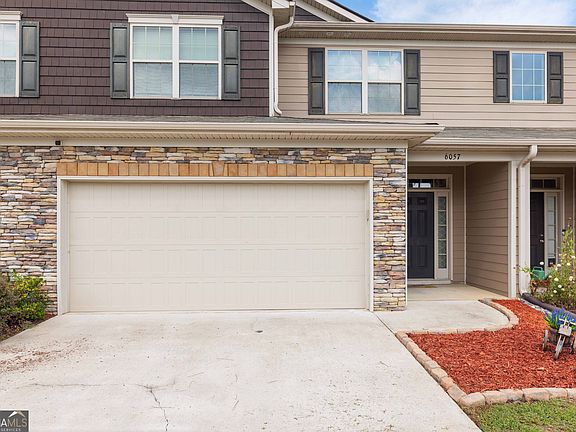 3rd image of 6057 Townes Way