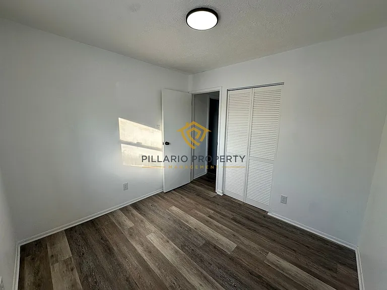6456 Horizon Ct — Photo 15