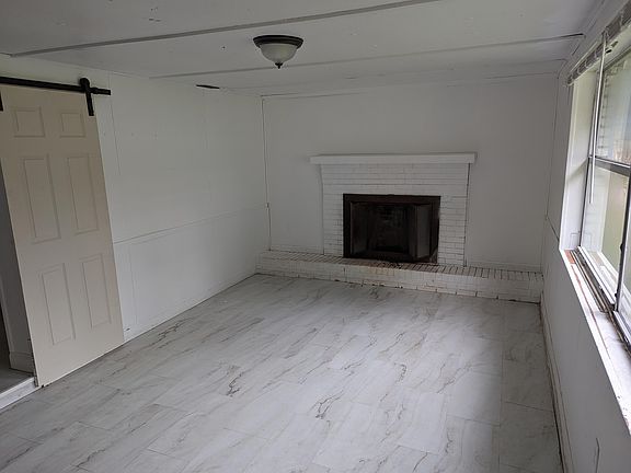 3rd image of 1511 S Palm Ave