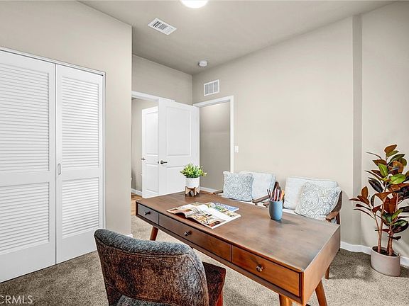 4th image of 1336 Locust Ave #3
