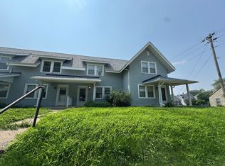404 15th Ave, Moline, IL 61265