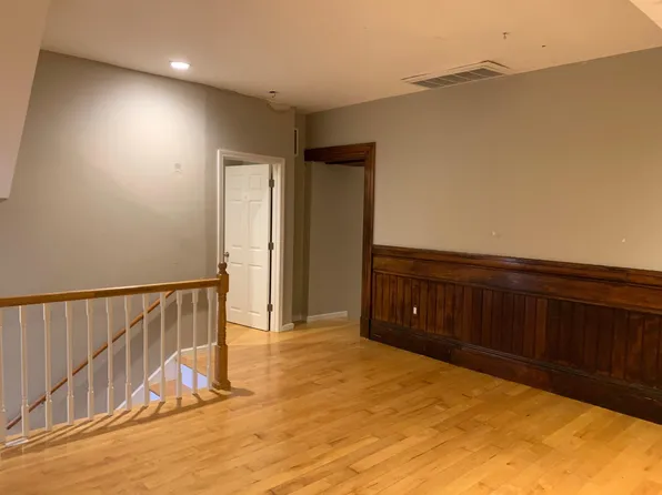 (undisclosed Address), Somerville, MA 02143