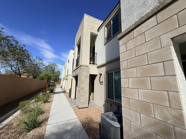 6121 Garden Crest St, Las Vegas, NV 89148