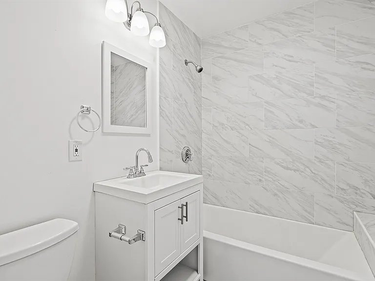 18 Dudley St #3 — Photo 7