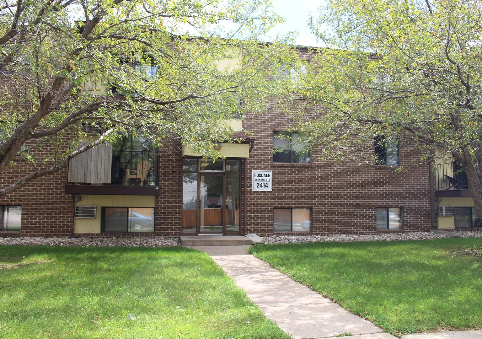 Foxdale Apartments — Photo 3