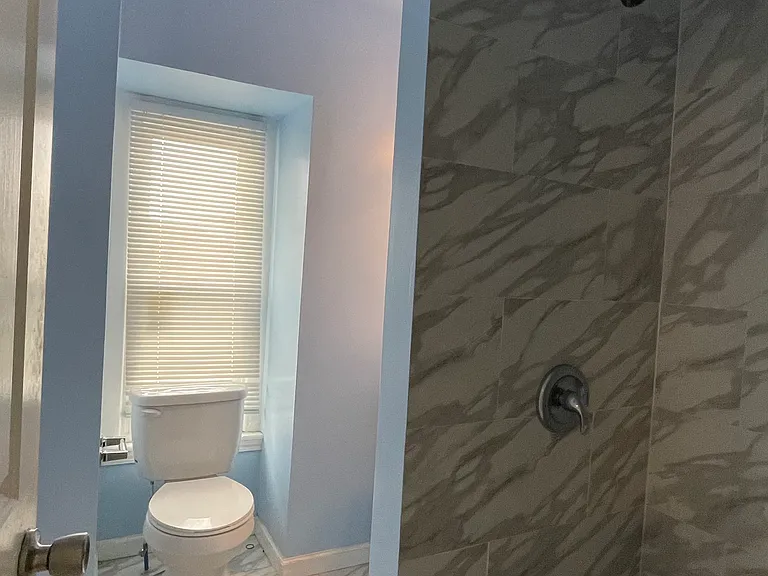 3319 Hamilton St — Photo 5