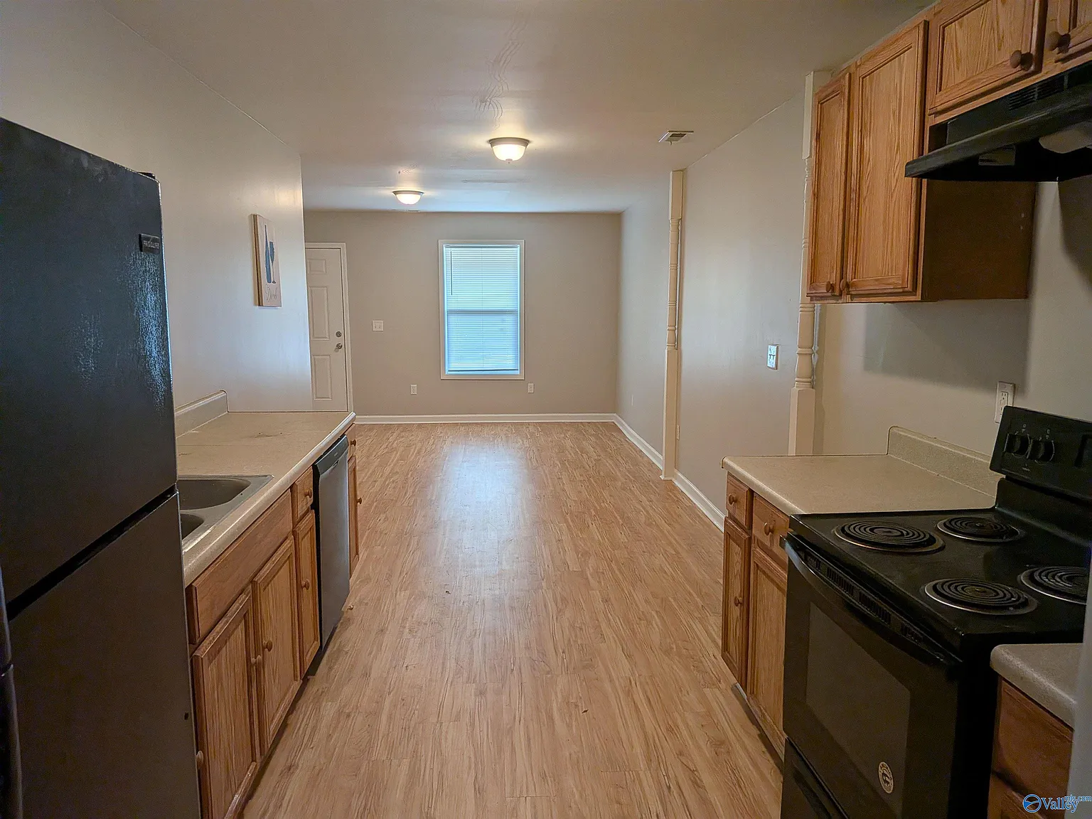 2 bed, 2.0 bath, 980 sqft, $1,050 — Photo 3