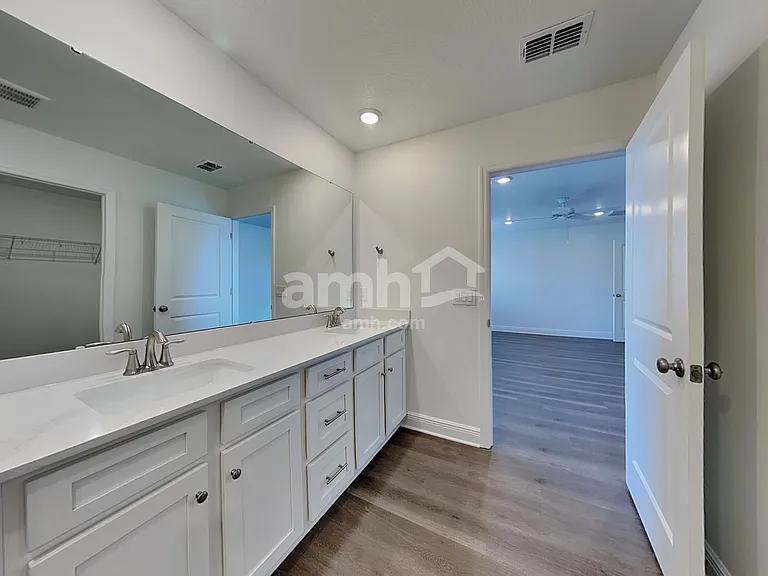 1526 Blue Nile Point — Photo 12