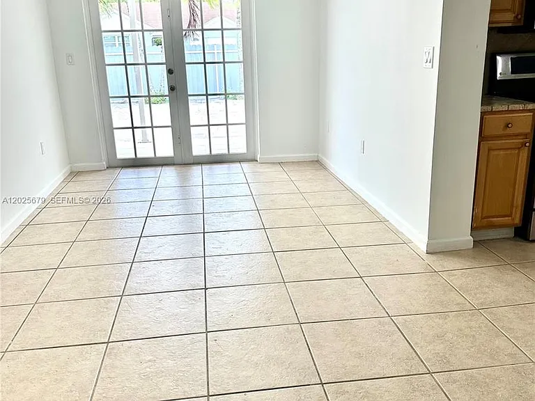 20301 NW 34th Ave — Photo 5