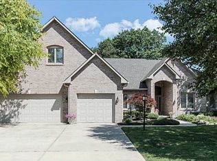 11600 Pebblepointe Pass, Carmel, IN 46033
