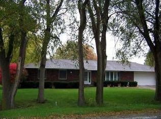 508 G H Baker Dr, Urbana, IL