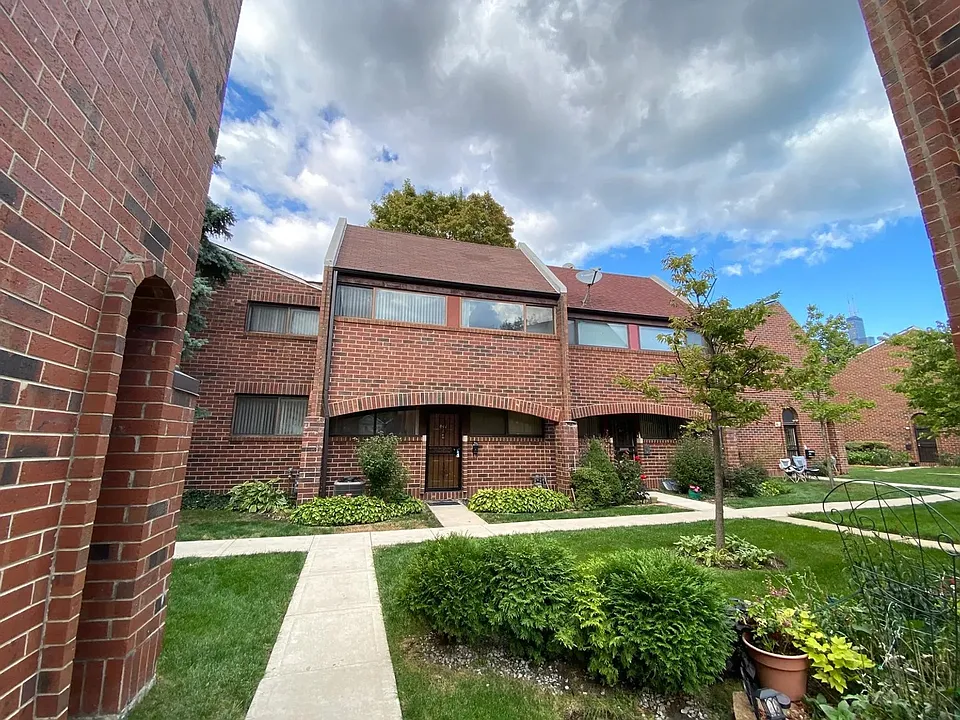 841 S Racine Ave #B