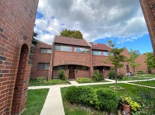 841 S Racine Ave Unit B, Chicago, IL 60607