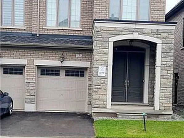 7 Angelfish Rd, Brampton, ON L7A 5C5