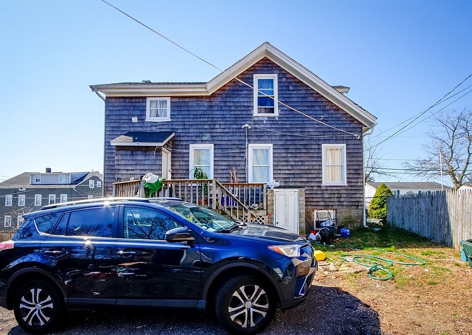 1st image of 546 Snell St