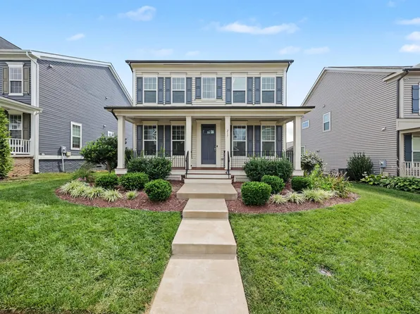 217 Witch Hazel Ln, Stafford, VA 22554