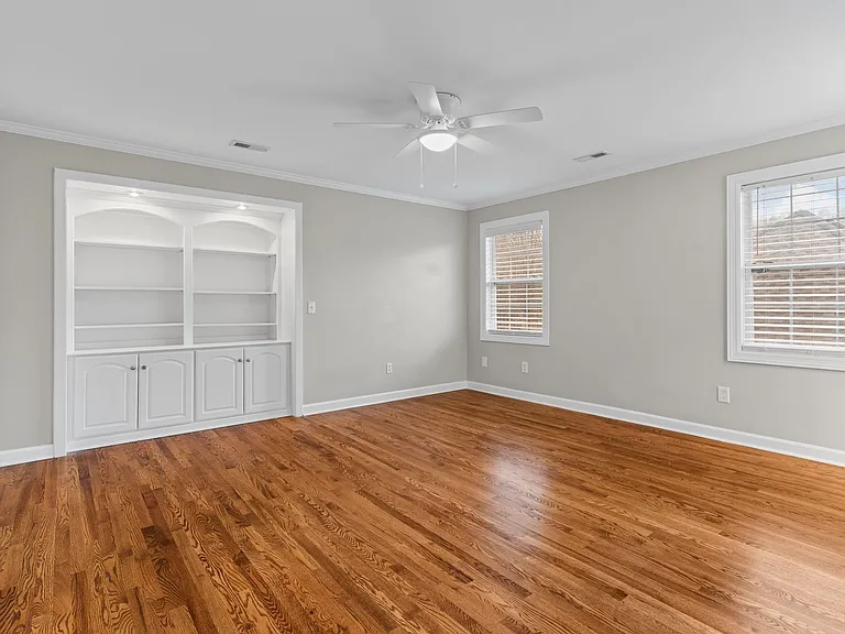 111 Rea Dr — Photo 13