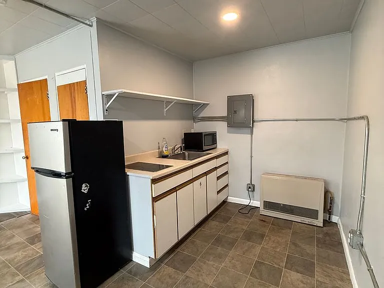 920 S Montana St — Photo 5