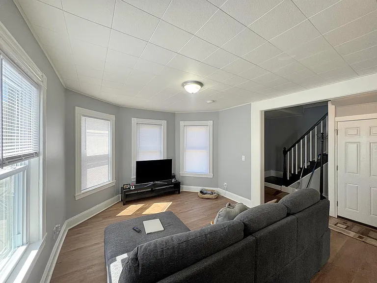32 Claremon St #1 — Photo 5