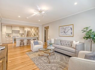 7 Logan St APT F, Charleston, SC 29401