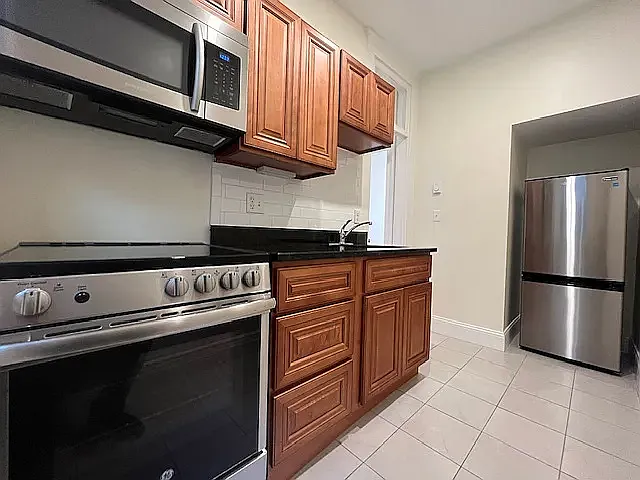 75 Park Dr #5