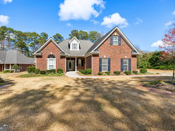 105 Biltmore Dr, Fayetteville, GA 30214