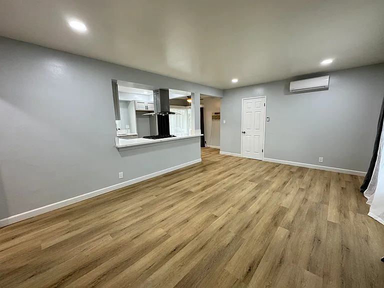 5630 Temple City Blvd — Photo 6