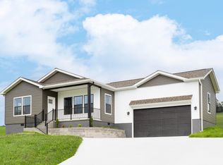 145 1st Ave, New Tazewell, TN 37825