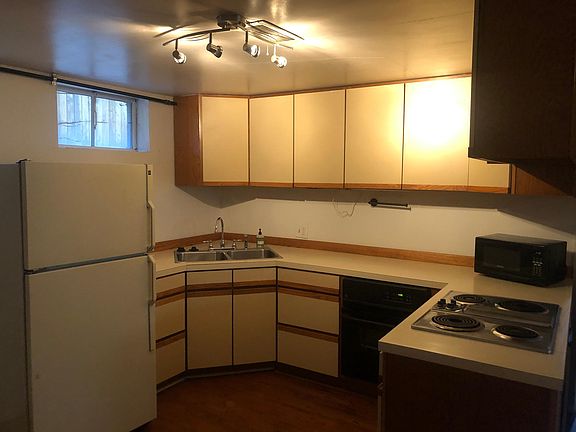 5th image of 1715 S Corona St #B