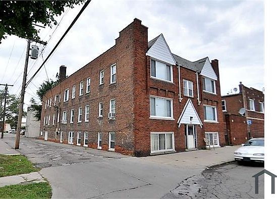 1st image of 7139 Pinehurst St APT 2