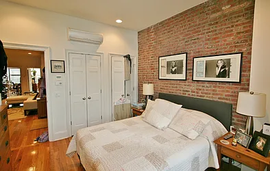 Rented by R New York