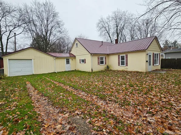 171 S Fulton St, Sandusky, MI 48471