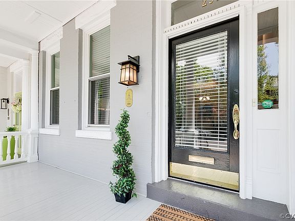 3rd image of 2318 Park Ave