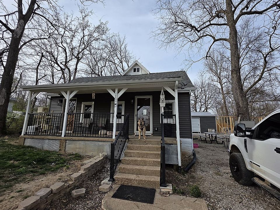 2nd image of 10573 Ridge Ave
