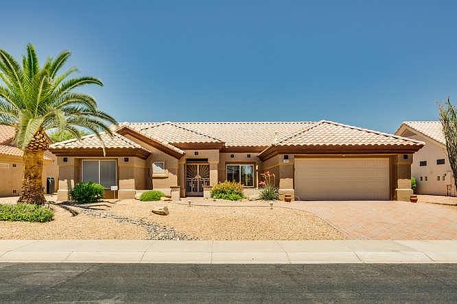 Front of home - Great curb appeal!