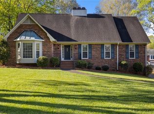5145 Huntcliff Trl, Winston Salem, NC 27104