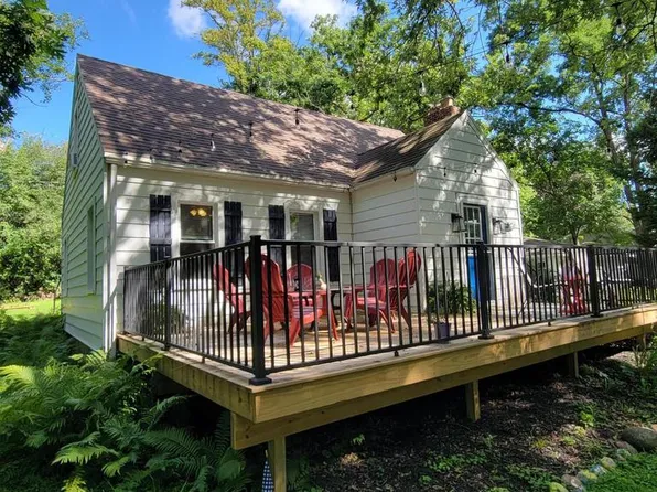 3281 Lockwood BOULEVARD, Lake Geneva, WI 53147