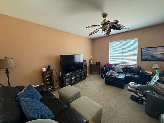 3rd image of 264 Glendale Ave