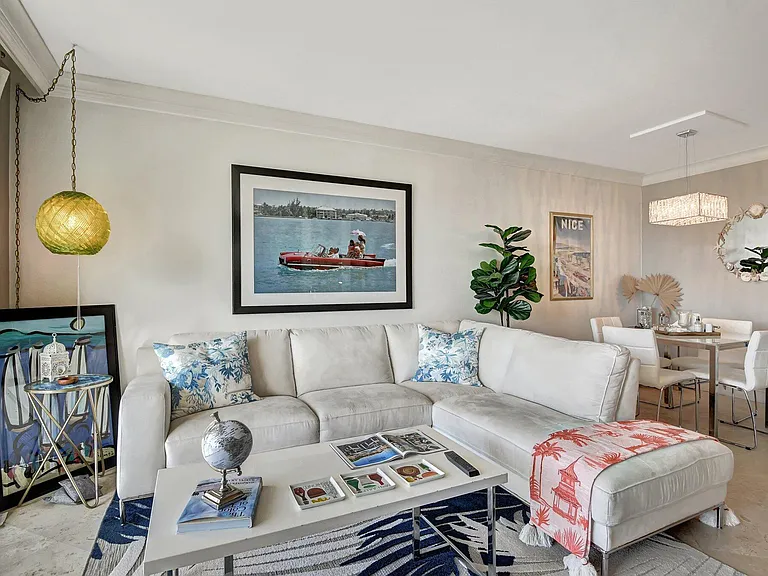 99 SE Mizner Blvd #823 — Photo 8