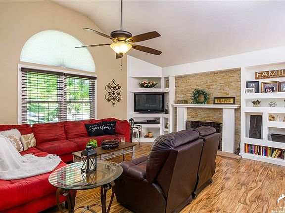 3rd image of 2708 Ann Ct