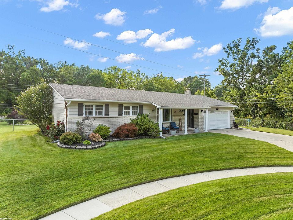 47427 Kennesaw Rdg, Shelby Township, MI 48317 Zillow
