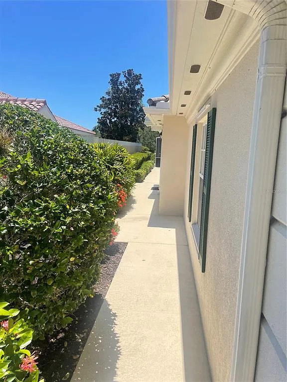 2 bed, 2.0 bath, 1534 sqft, $3,000 — Photo 2