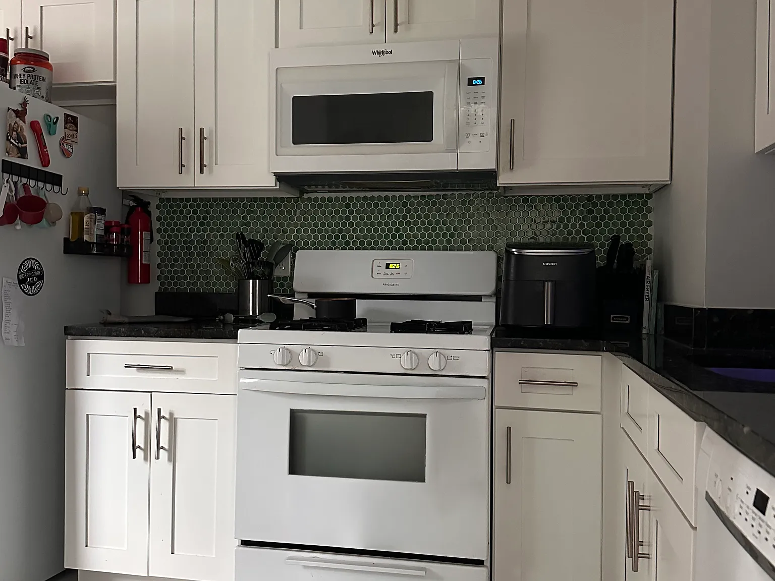 1 bed, $2,400 — Photo 3
