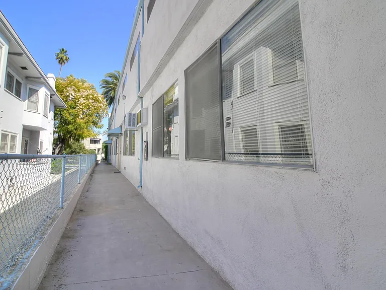 1831 Ramona Ave #2 — Photo 10