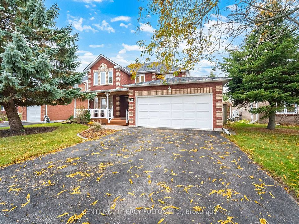 1st image of 746 Beatty Cres